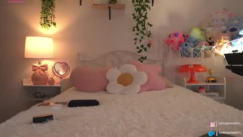 Snapshot of violeth___ chatting on 06-23-26, 10:13 violeth___ online show from 06-23-26, 10:13