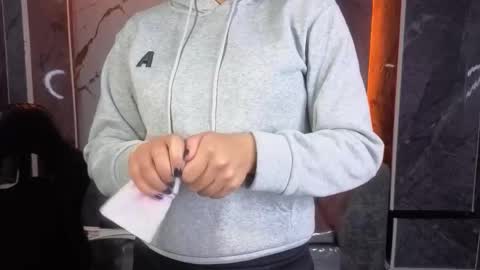 violeth_b online show from 02-03-26, 12:43