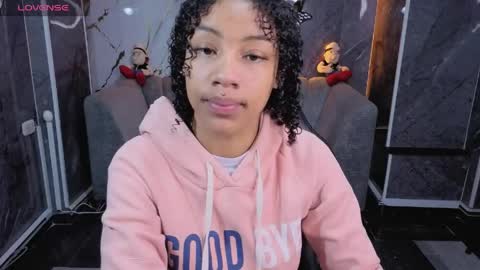 Snapshot of violeth_b chatting on 04-25-26, 12:41 violeth_b online show from 04-25-26, 12:41