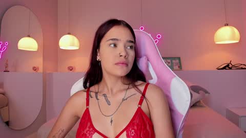 Violeth Hill online show from 01-15-25, 08:58