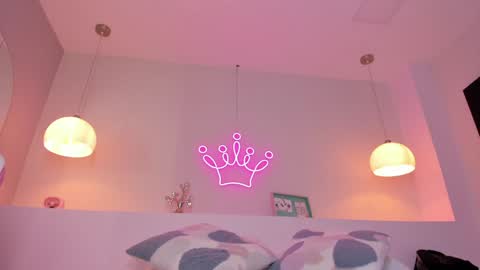 Violeth Hill online show from 01-30-25, 11:02