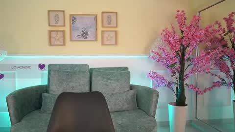 violetjonesx online show from 06-04-26, 11:38