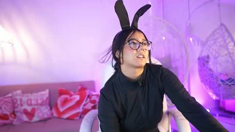 Snapshot of violetjonesx chatting on 06-27-26, 11:48 violetjonesx online show from 06-27-26, 11:48