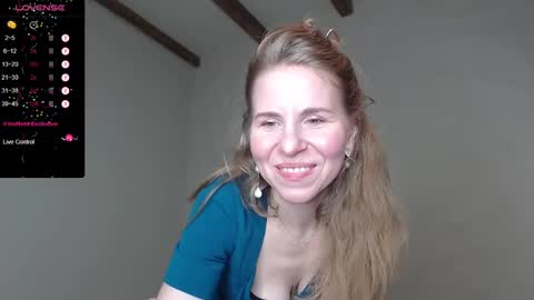 Snapshot of violetplath chatting on 12-30-24, 01:58 Violet next stream December 6 online show from 12-30-24, 01:58