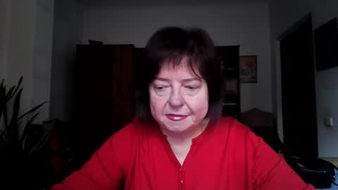 Snapshot of violetpulse chatting on 12-18-25, 10:21 violetpulse online show from 12-18-25, 10:21