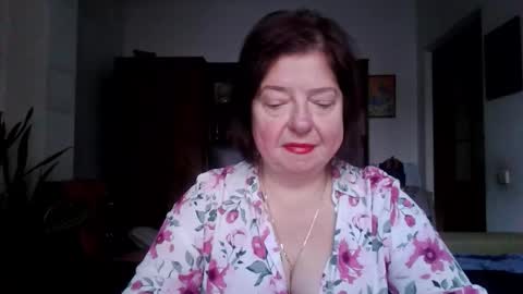 Snapshot of violetpulse chatting on 01-12-26, 12:32 violetpulse online show from 01-12-26, 12:32