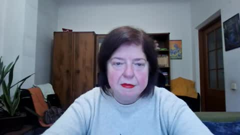 Snapshot of violetpulse chatting on 02-26-26, 11:31 violetpulse online show from 02-26-26, 11:31