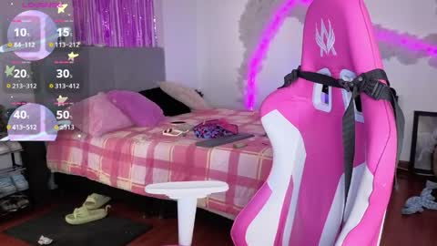   online show from 05-11-26, 06:49