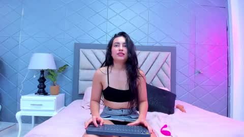 Violet Rousse online show from 02-10-25, 06:56