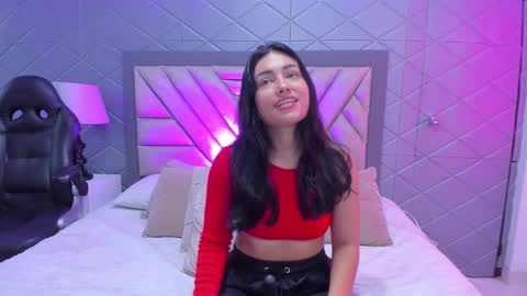 Violet Rousse online show from 09-10-25, 02:28