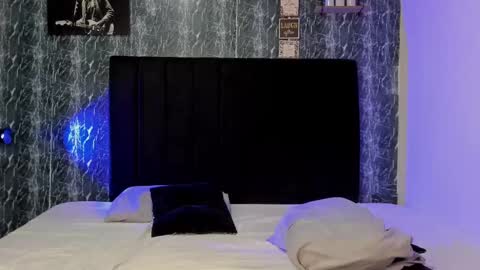 Snapshot of violetsalvatore chatting on 02-14-25, 04:37 Violet salvatore online show from 02-14-25, 04:37