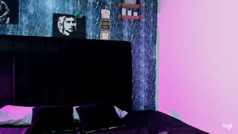 Snapshot of violetsalvatore chatting on 02-23-25, 05:01 Violet salvatore online show from 02-23-25, 05:01