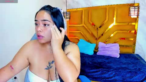 Snapshot of violett_cinnamon chatting on 07-14-26, 11:16 Violeta online show from 07-14-26, 11:16