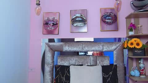 Violeta froz online show from 01-06-26, 07:17