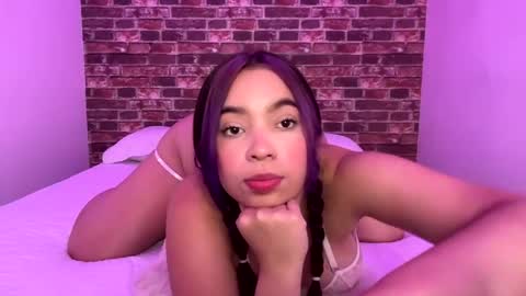 Snapshot of violett_moonx chatting on 06-09-26, 10:21 violett_moonx online show from 06-09-26, 10:21