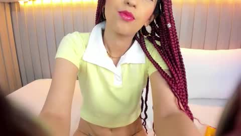 Violett  online show from 10-16-25, 08:43