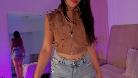 violetta_bold online show from 04-07-26, 12:05