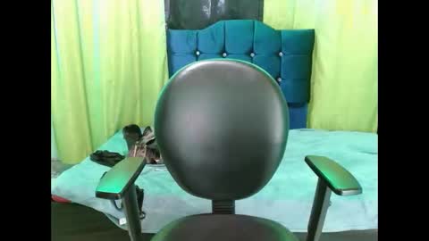 Snapshot of violetta_dreams chatting on 01-31-26, 09:13 violetta_dreams online show from 01-31-26, 09:13