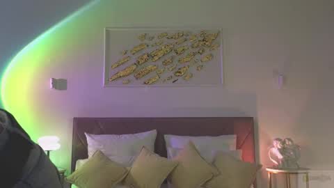 violetta_finch online show from 10-15-25, 09:20