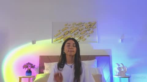 Snapshot of violetta_finch chatting on 05-08-26, 10:20 violetta_finch online show from 05-08-26, 10:20