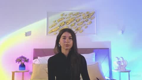 Snapshot of violetta_finch chatting on 05-20-26, 10:21 violetta_finch online show from 05-20-26, 10:21