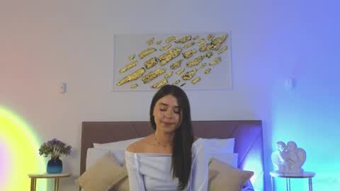 Snapshot of violetta_finch chatting on 05-23-26, 11:03 violetta_finch online show from 05-23-26, 11:03
