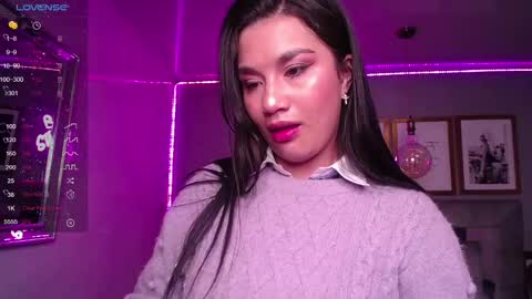 Snapshot of violetta_jhonson_v chatting on 02-12-25, 04:22 Violetta online show from 02-12-25, 04:22