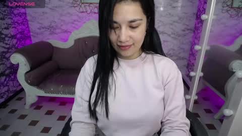 Snapshot of violetta_jhonson_v chatting on 02-22-25, 03:45 Violetta online show from 02-22-25, 03:45