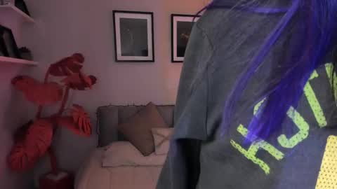 Violetta nur online show from 02-11-26, 09:20