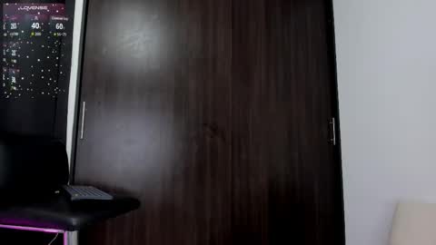 violetta_pretty online show from 05-22-26, 07:30