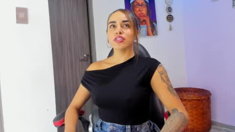 Violetta online show from 11-25-25, 11:16