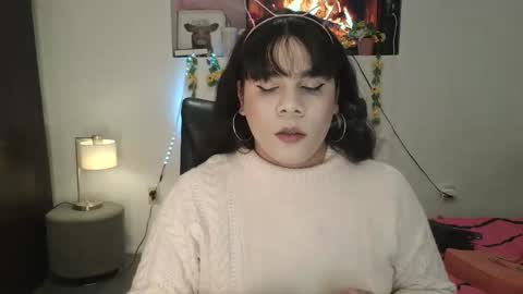 violettacam69 online show from 01-23-25, 02:23