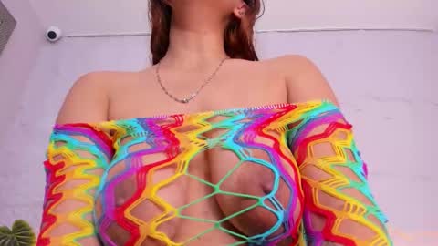 Violetta  online show from 10-16-25, 07:37