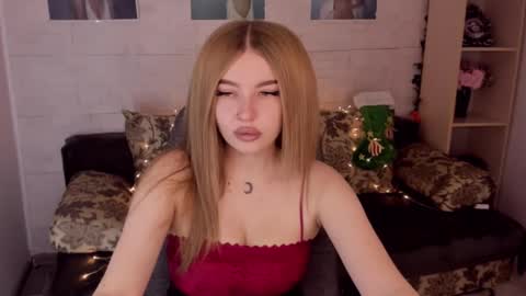 ViolettaOtis online show from 12-13-24, 11:34