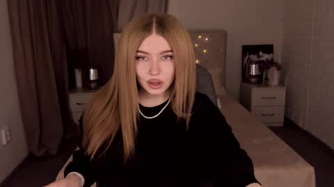 Snapshot of violettaotis chatting on 01-29-25, 11:20 ViolettaOtis online show from 01-29-25, 11:20