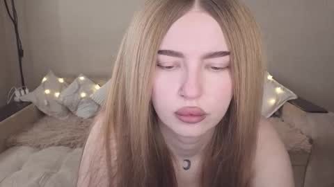 ViolettaOtis online show from 11-25-25, 10:26