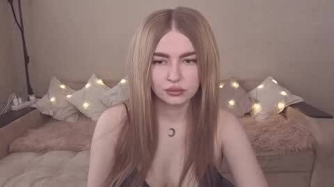 ViolettaOtis online show from 01-11-26, 10:09