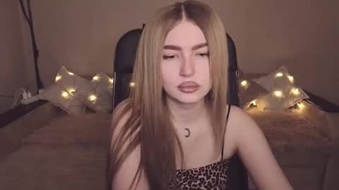 ViolettaOtis online show from 01-13-26, 01:38