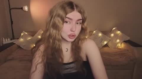 ViolettaOtis online show from 02-25-26, 03:10