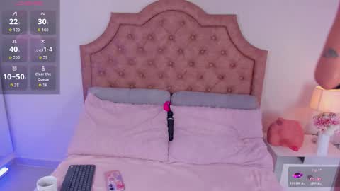 Snapshot of violettareyyes chatting on 01-11-26, 05:56 Mandy online show from 01-11-26, 05:56