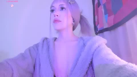 Violett online show from 02-08-25, 05:40