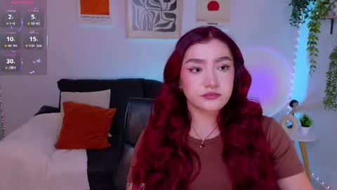 Snapshot of violettcastel chatting on 06-21-26, 12:24 Violett Castel online show from 06-21-26, 12:24