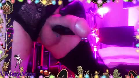 Snapshot of violetteminx chatting on 12-25-24, 12:58 Violette online show from 12-25-24, 12:58