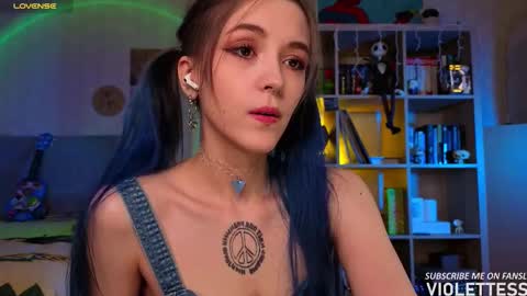 Vi  Best on my Fansly  online show from 02-19-26, 02:13