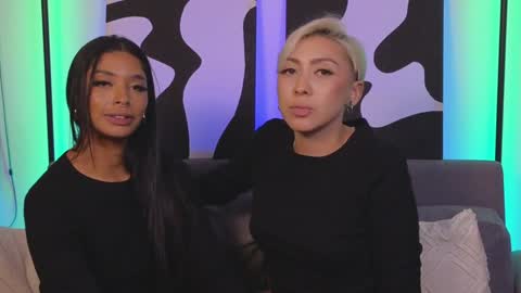 Snapshot of violettgrey_ chatting on 01-03-25, 04:22 Violet online show from 01-03-25, 04:22