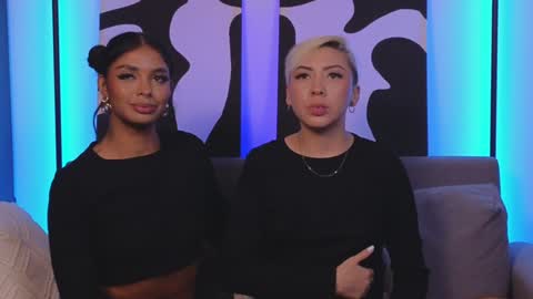 Snapshot of violettgrey_ chatting on 01-13-25, 05:12 Violet online show from 01-13-25, 05:12