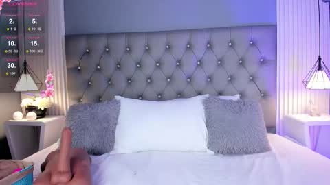 VioletthaRous online show from 11-27-25, 10:56