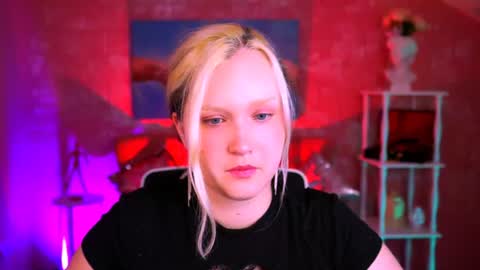 Violett online show from 06-22-26, 08:11