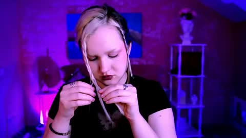 Violett online show from 06-29-26, 10:37
