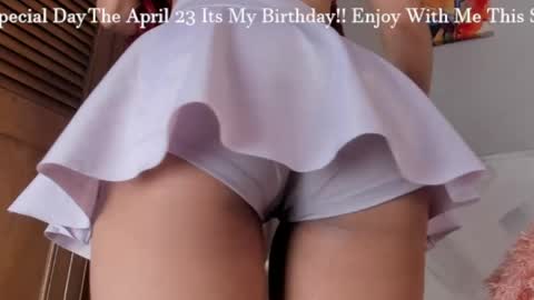 violetwinters_ online show from 04-21-26, 03:46
